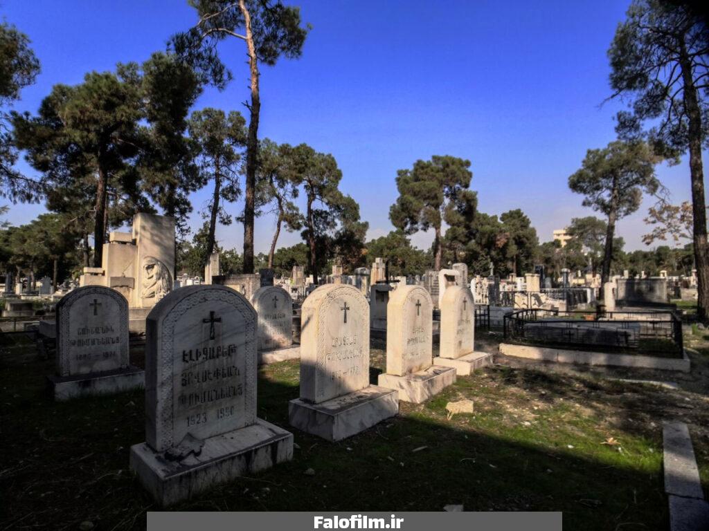 معنی خواب قبرستان