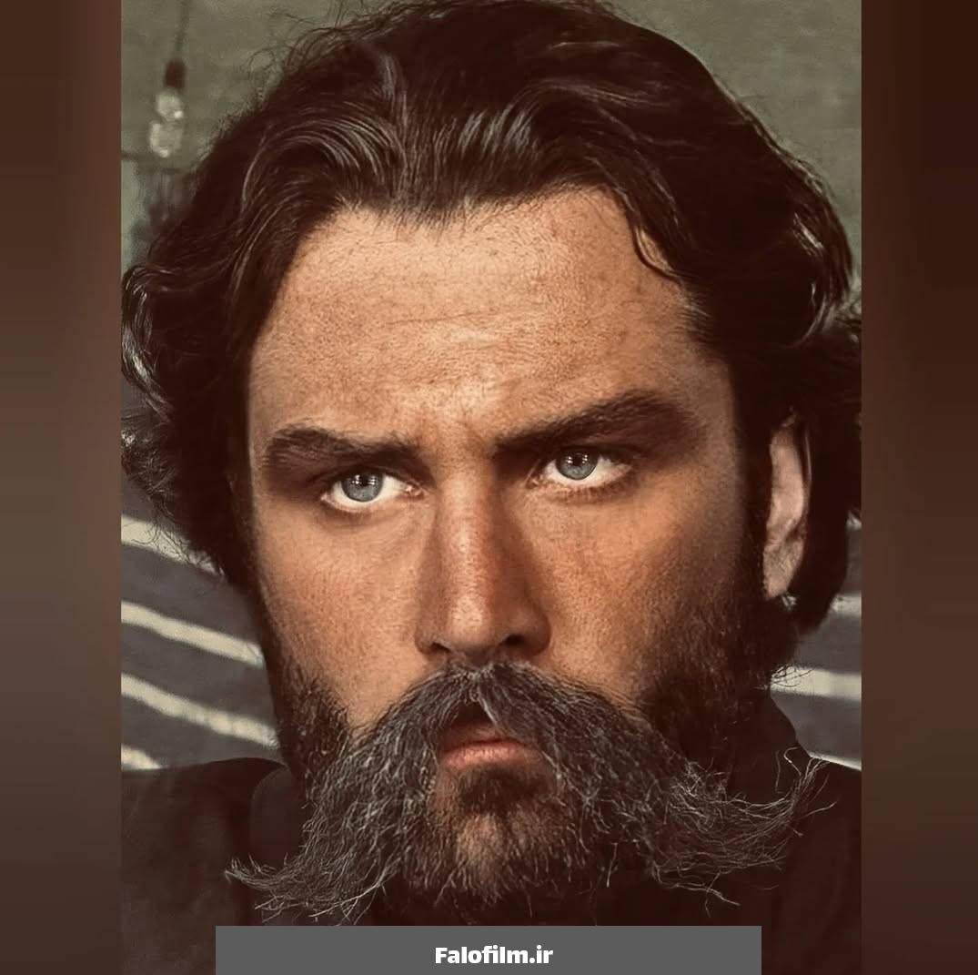 دانیال پورصباح با گریم متفاوت