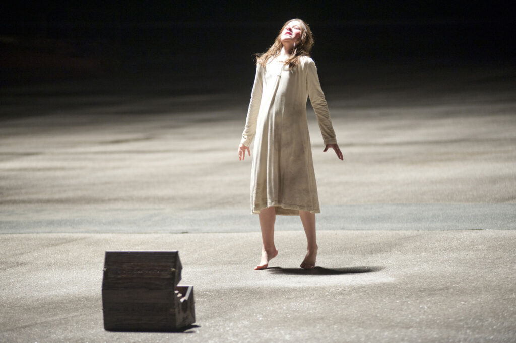 عکس فیلم تسخیرشدگی (The Possession)