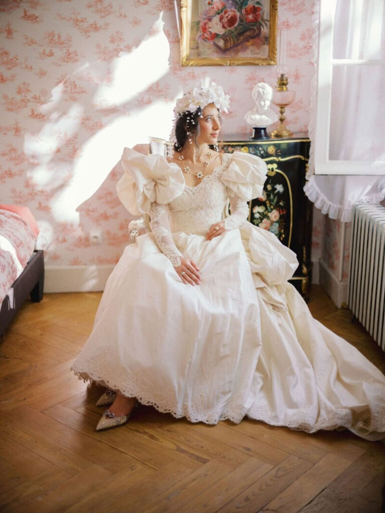 عکس آماده شدن برای عروسی خودم