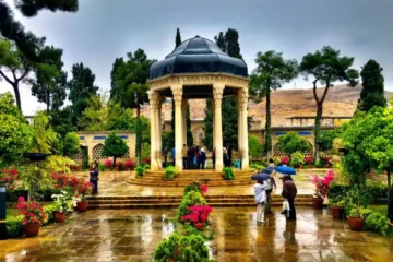 تفسیر الا یا ایها الساقی ادر کاسا و ناولها